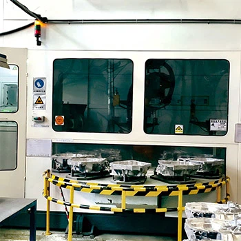 Robotic deburring machine